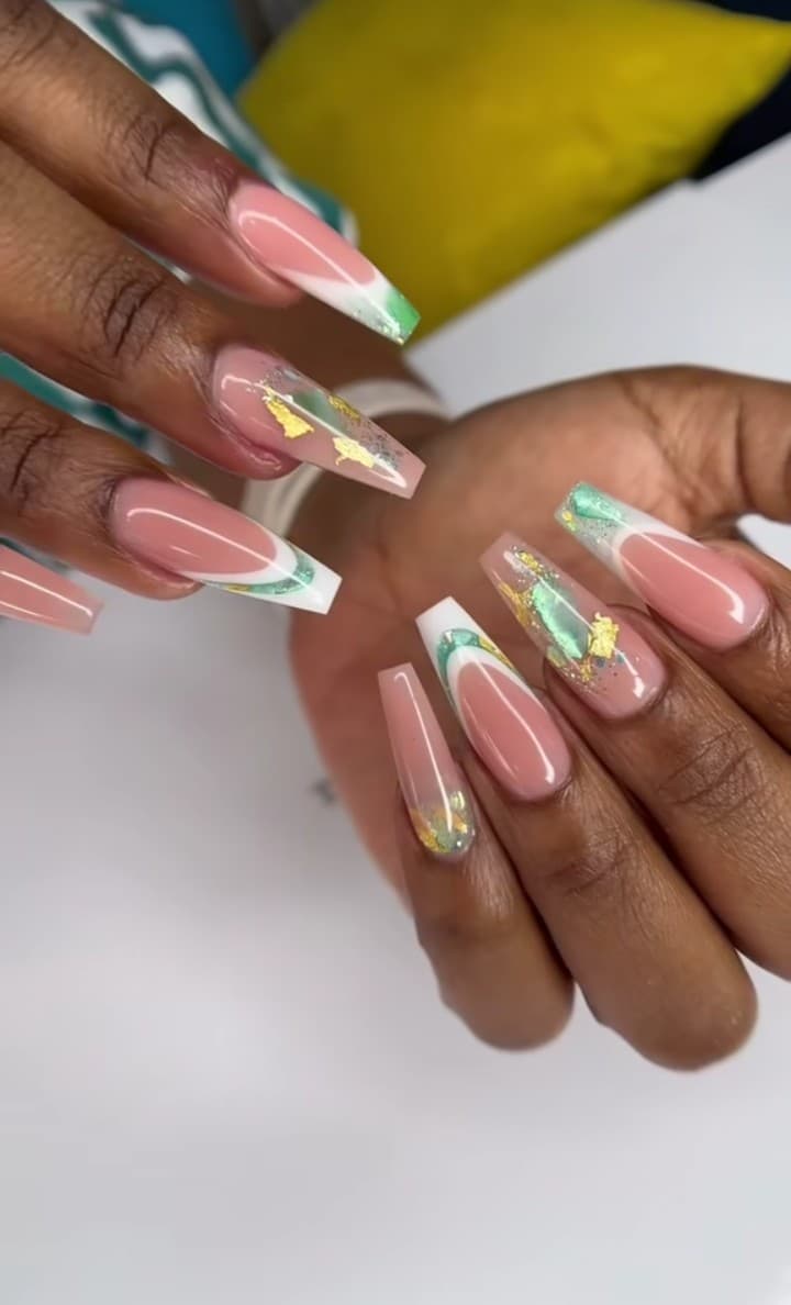 Custom Acrylics & Nail Art